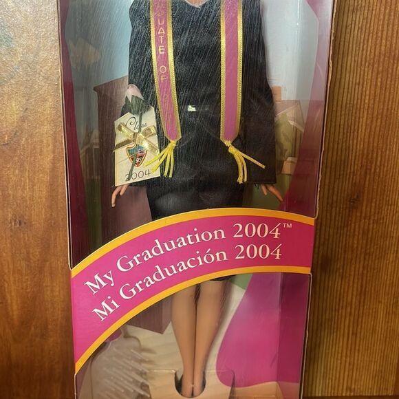 My Graduation 2004 Mattel Barbie Doll Black Gown #C5266 English & Spanish - Picture 3 of 6
